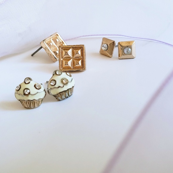 SOLD♡ - Picture 2 of 3